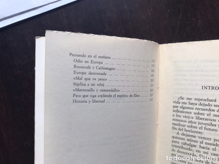 Libros de segunda mano: Con un pie en el estribo. Claudio S&aacute;nchez albornoz - Foto 5