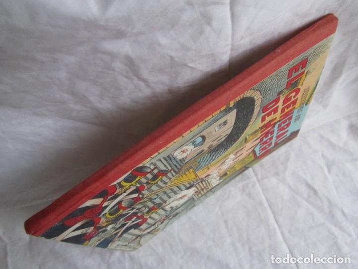 Libros de segunda mano: El general de Hierro, Selecci&oacute;n AYAX, Efem&eacute;rides espa&ntilde;olas III, como nuevo - Foto 3
