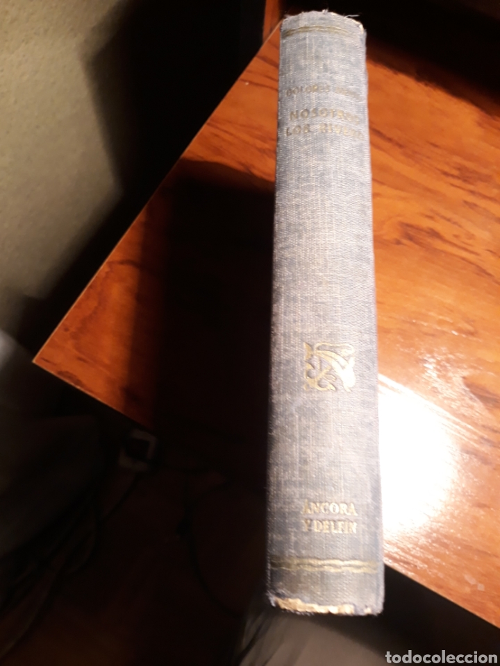 Libros de segunda mano: NOSOTROS LOS RIVERO - DOLORES MEDIO - Foto 1
