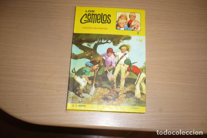 Libros de segunda mano: Los Gemelos Contra los Piratas. Ed. Toray 1985. - Foto 1