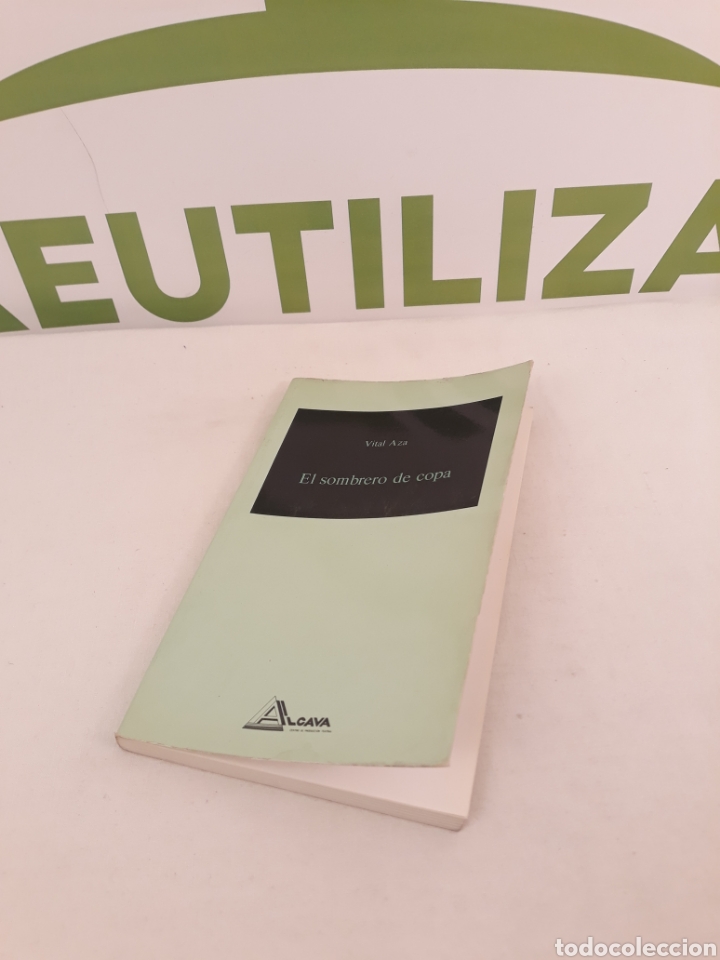 Libros de segunda mano: El sombrero de copa. Vital Aza. Alcava. - Foto 4