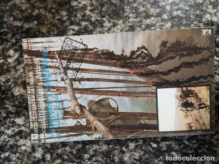 Libros de segunda mano: Vaqueiros y Pescadores: Dos modos de Vida