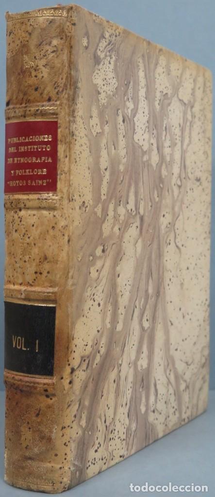 Livres d'occasion: PUBLICACIONES DEL INSTITUTO DE ETNOGRAF&Iacute;A Y FOLKLORE HOYOS SAINZ. VOL. I