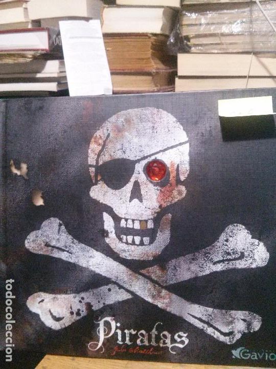 Libros de segunda mano: Piratas , John Matthenis, Ed. Gaviota - Foto 1