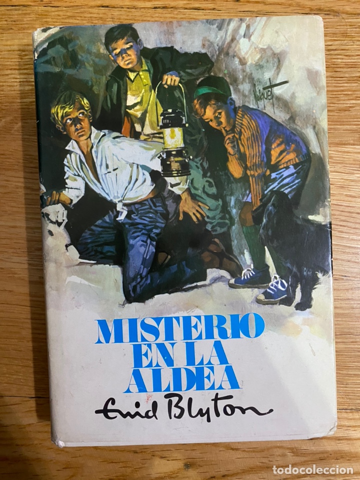 Libros de segunda mano: Misterio en la aldea Enid Blyton - Foto 1