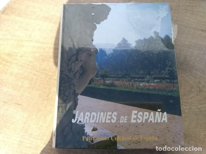 Libros de segunda mano: Jardines de Espa&ntilde;a. Precintado - Foto 4