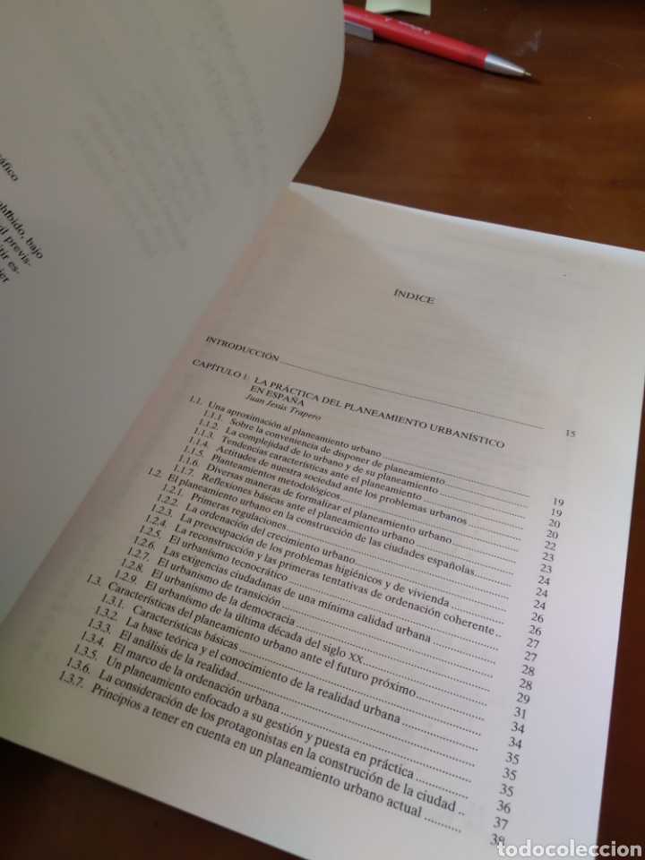 Libros de segunda mano: LA PR&Aacute;CTICA DEL PLANEAMIENTO URBAN&Iacute;STICO. LUIS MOYA GONZ&Aacute;LEZ #4191 - Foto 3