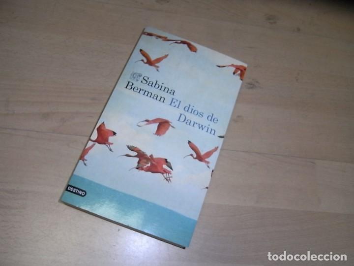 Libros de segunda mano: Sabina Berman,El Dios de Darwin, Editorial Destino - Foto 1