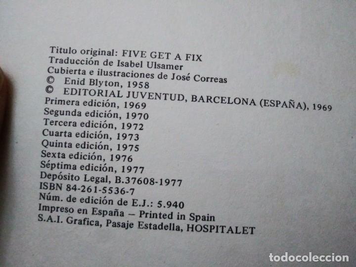 Libros de segunda mano: Libro LOS CINCO EN PELIGRO Juventud - Foto 2