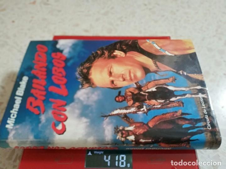 Libros de segunda mano: BAILANDO CON LOBOS.-MICHAEL BLAKE - Foto 4