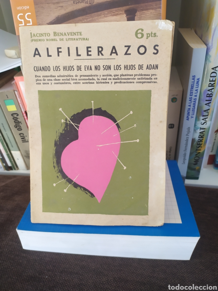 Libros de segunda mano: ALFILERAZOS de jacinto Benavente 1965. - Foto 1