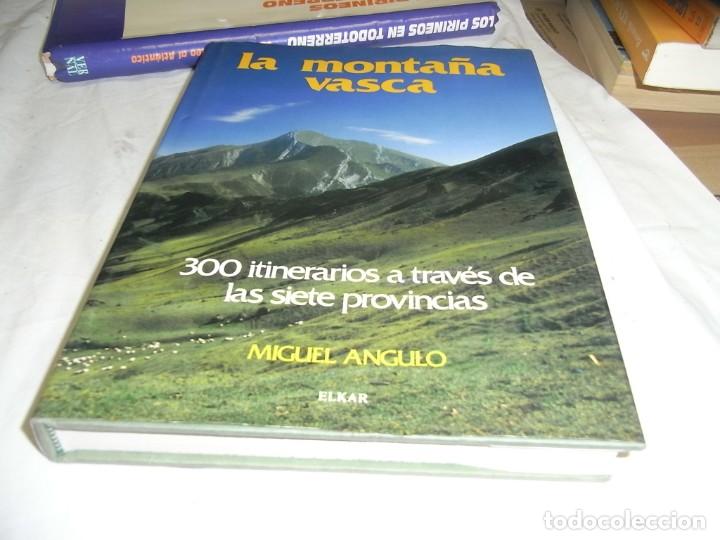 Libros de segunda mano: Miguel Angulo, La monta&ntilde;a vasca, Editorial Elkar - Foto 1