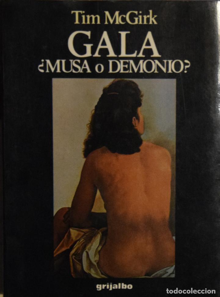 Libros de segunda mano: GALA &iquest;MUSA O DEMONIO? - Tim McGIRK - Foto 1