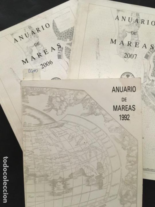 Libros de segunda mano: LOTE DE 3 ANUARIO DE MAREAS 1992, 2006 y 2007