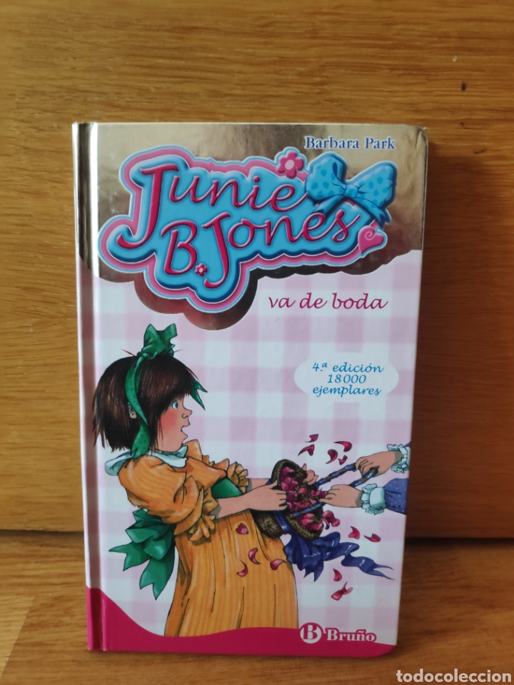 Libros de segunda mano: Junie b Jones va de boda B&aacute;rbara park 9 - Foto 1