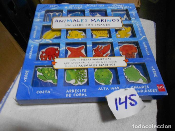 Libros de segunda mano: ANIMALES MARINOS - LIBRO CON IMANES - Foto 1