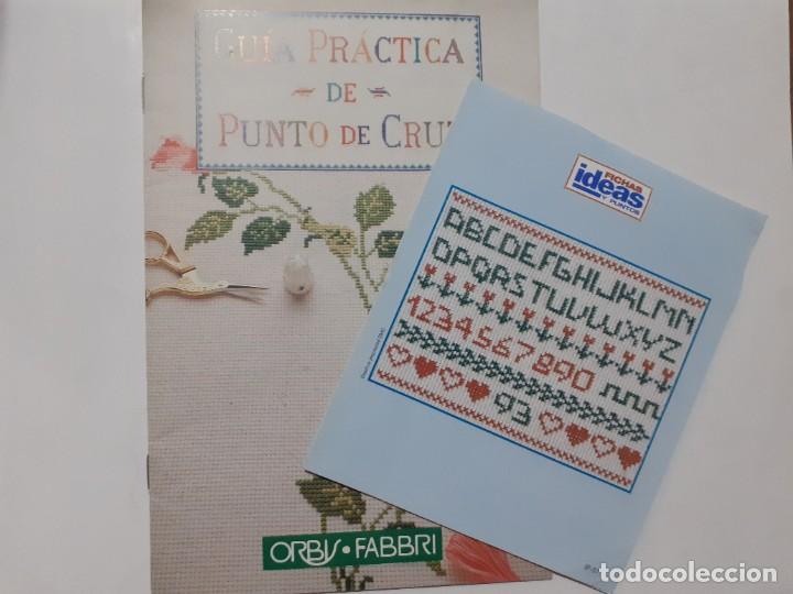 Libros de segunda mano: GUIA PR&Aacute;CTICA PUNTO CRUZ, T&Eacute;CNICAS MATERIALES TRUCOS MUY ILUSTRADO. REGALO ABECEDARIO