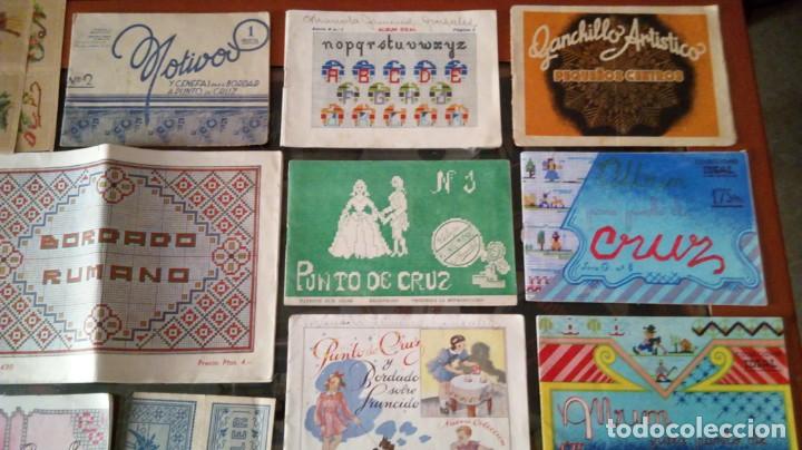 Libros de segunda mano: Punto de Cruz - Lote Libritos antiguos - Foto 2