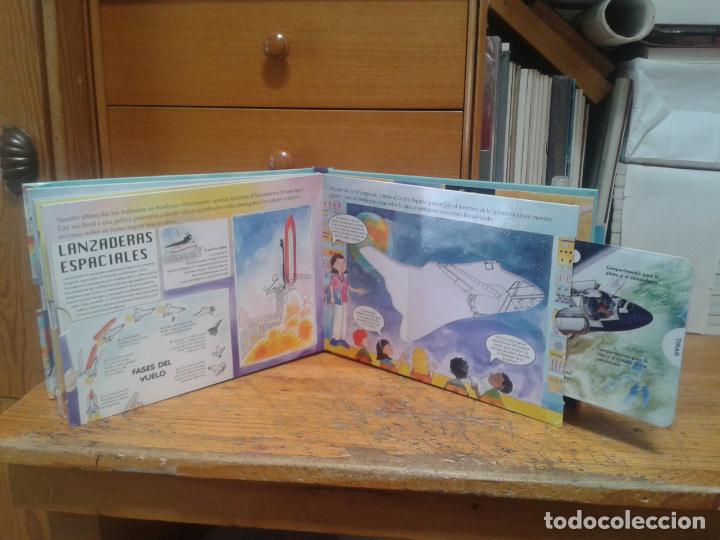 Libros de segunda mano: Descubre el espacio (Ventanas m&aacute;gicas) en espa&ntilde;ol, tapa dura. 2007 - Foto 6