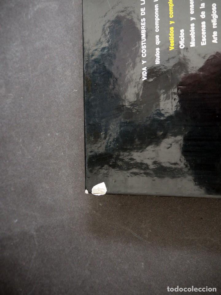 Libros de segunda mano: VIDA Y COSTUMBRES EN LA EDAD MEDIA. VESTIDOS Y COM`PLEMENTOS. SOPENA. 1982. - Foto 12