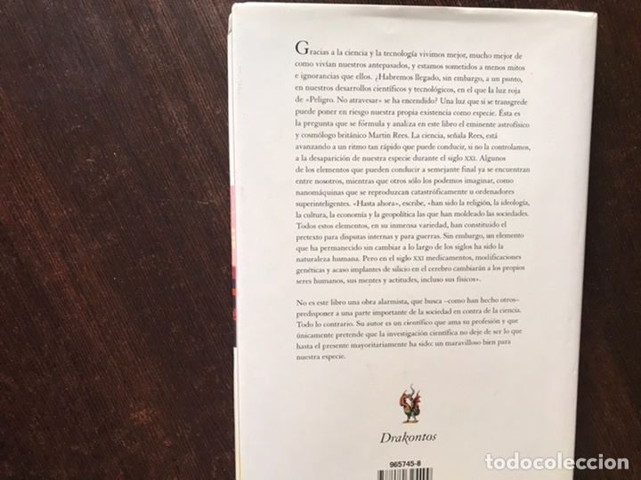 Libros de segunda mano: Nuestra hora final. Martin Rees. Cr&iacute;tica - Foto 2