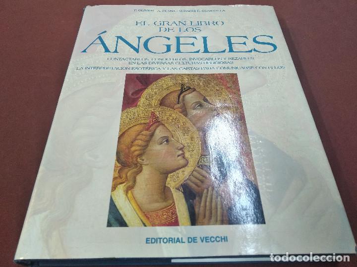 Libros de segunda mano: El gran libro de los &aacute;ngeles - editorial de Vecchi - ES4 - Foto 1