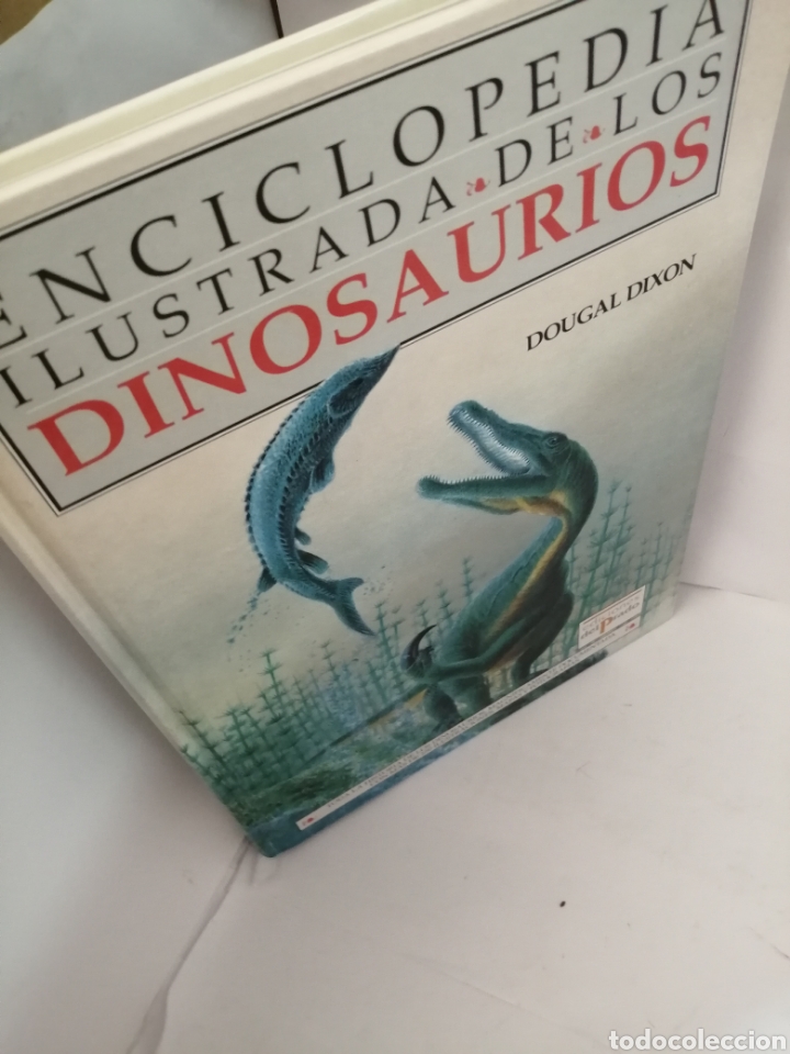 Libros de segunda mano: ENCICLOPEDIA ILUSTRADA DE LOS DINOSAURIOS de Dougal Dixon - Foto 3