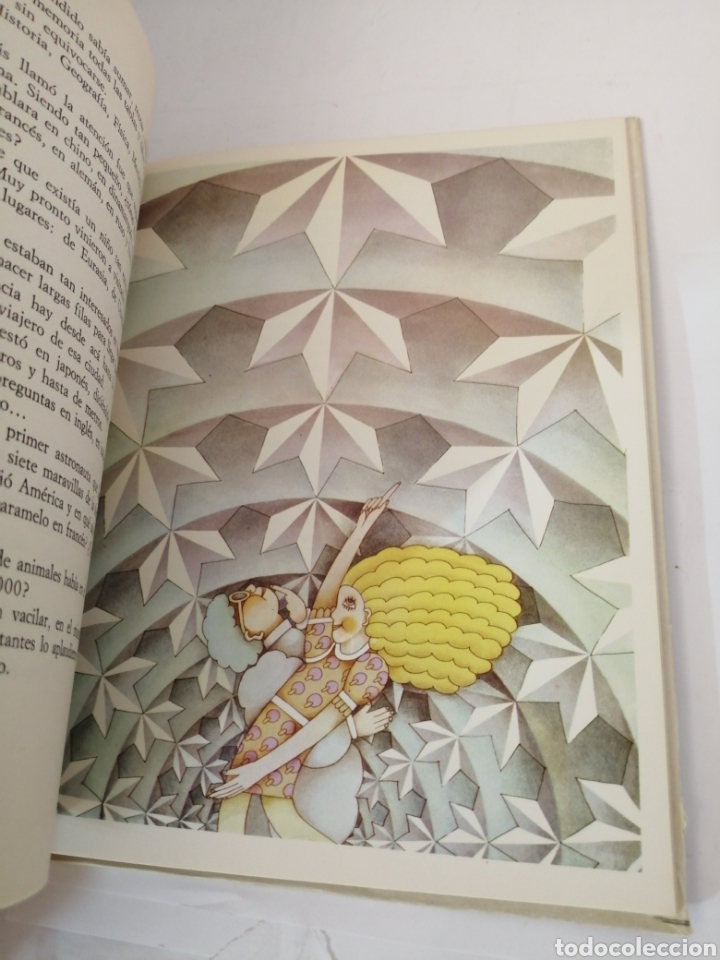 Libros de segunda mano: Cuentos del a&ntilde;o 2100 DE Aaron Cupit - Foto 4
