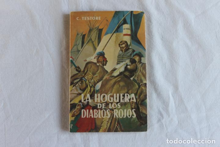 Libros de segunda mano: LIBRO &rdquo;LA HOGUERA DE LOS DIABLOS ROJOS&rdquo; - Foto 1