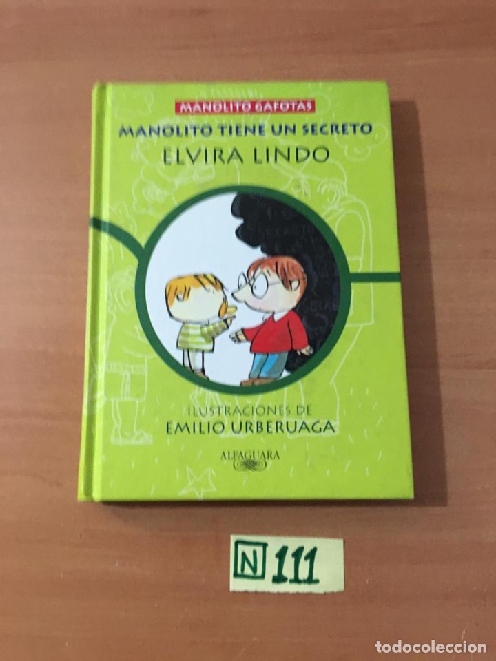 Libros de segunda mano: Manolito Tiene Un Secreto - Foto 1
