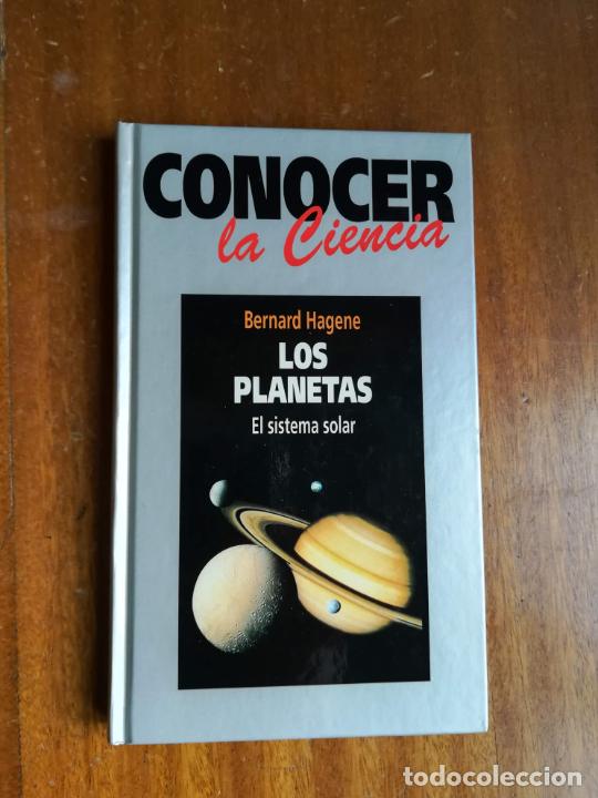 Libros de segunda mano: Libro Los Planetas El sistema solar - Bernard Hagene 1994 - Foto 1