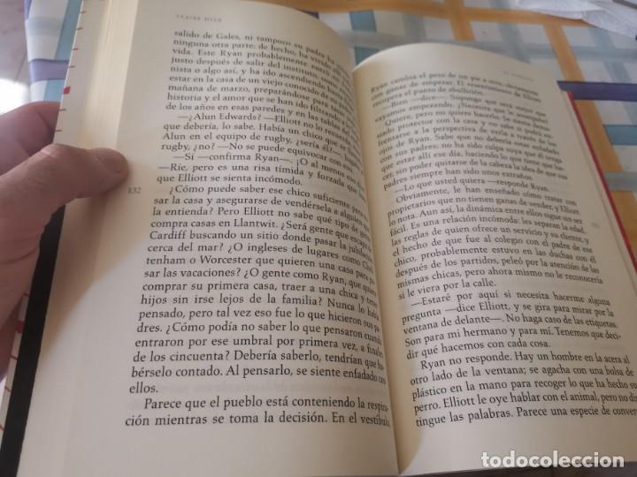 Libros de segunda mano: EL INSTANTE CLAIRE DYER ROCA EDITORIAL 1ERA ED. 2014 - Foto 4