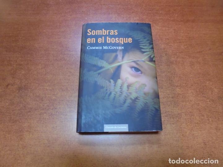 Libros de segunda mano: SOMBRAS EN EL BOSQUE (CAMMIE MCGOVERN) - Foto 7