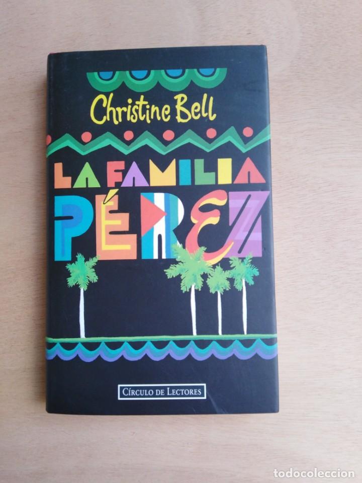 Libros de segunda mano: La familia P&eacute;rez - Christine Bell - Foto 1