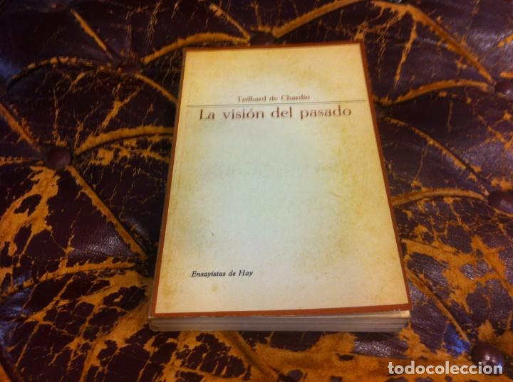 Libros de segunda mano: TEILHARD DE CHARDIN. LA VISI&Oacute;N DEL PASADO. ED. TAURUS, 1966 - Foto 1