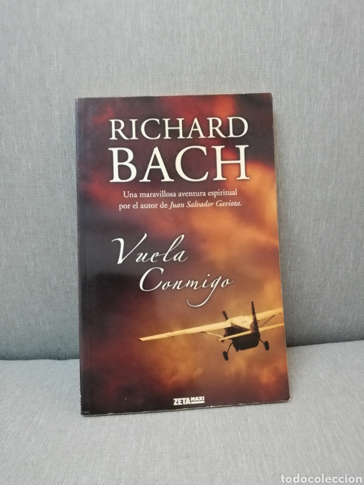 Libros de segunda mano: Richard Bach - vuela conmigo - Ediciones B 2011 - Foto 1