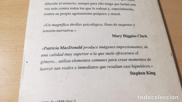 Libros de segunda mano: UN EXTRA&Ntilde;O EN LA CASA - PATRICIA J MACDONALD &Ntilde;204 - Foto 4
