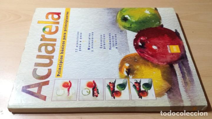 Libros de segunda mano: ACUARELA PRINCIPIOS BASICOS PARA PRINCIPIANTES - ATRIUM W403 - Foto 1