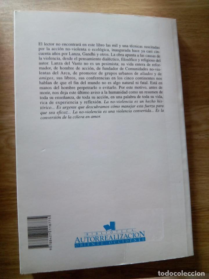 Libros de segunda mano: LA Fuerza de los no violentos / LANZA DEL VASTO - Foto 2