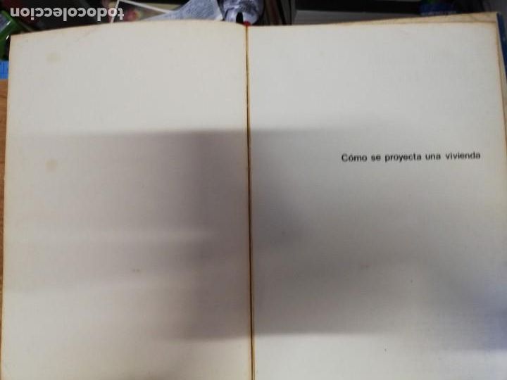Libros de segunda mano: COMO SE PROYECTA UNA VIVIENDA. J.L. MOIA - Foto 2