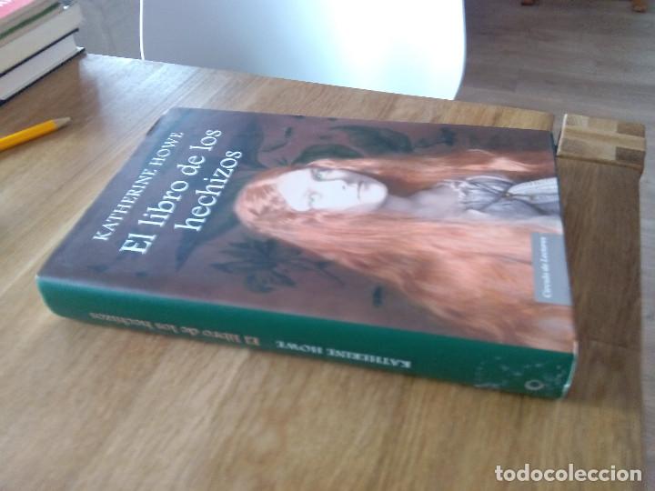 Libros de segunda mano: EL LIBRO DE LOS HECHIZOS. / HOWE, KATHERIN - Foto 3