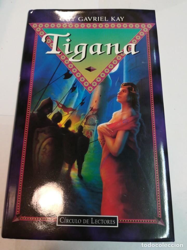 Libros de segunda mano: GUY GAVRIEL KAY Tigana S111AT - Foto 1