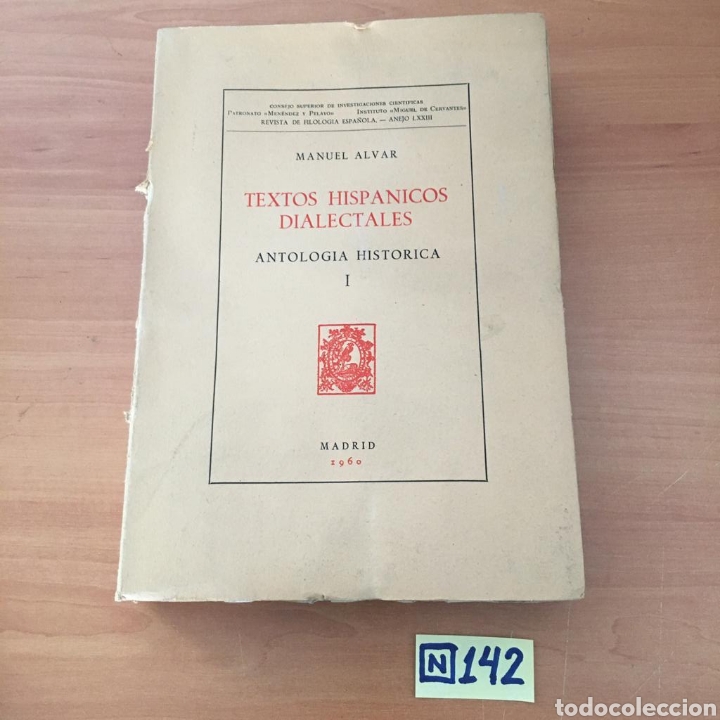 Libros de segunda mano: Textos Hisp&aacute;nicos Dialectales - Foto 1
