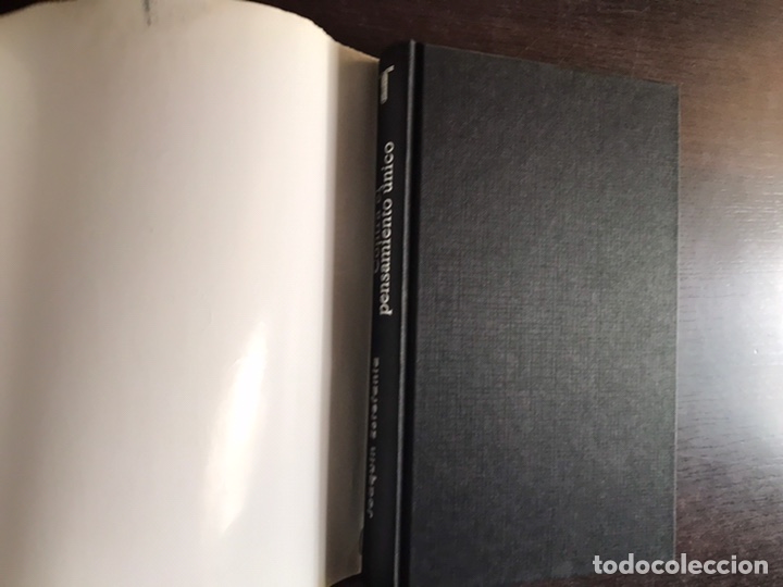Libros de segunda mano: Contra el pensamiento &uacute;nico. Joaqu&iacute;n Estefan&iacute;a - Foto 2
