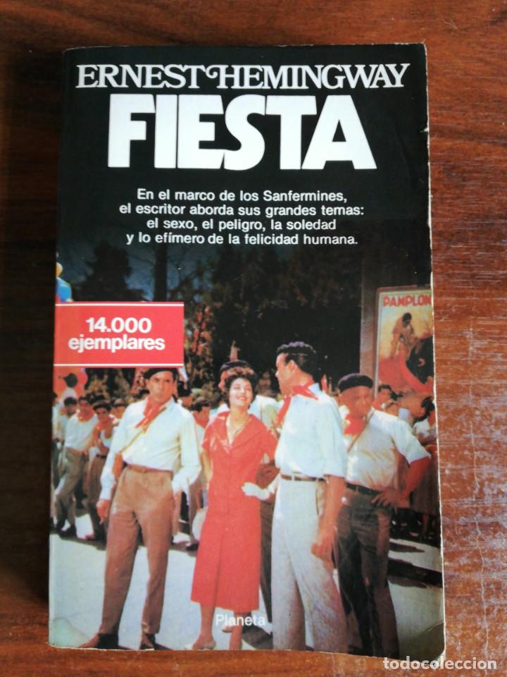 Libros de segunda mano: FIESTA . ERNEST HEMINGWAY. 1&ordf; EDICI&Oacute;N, 1990 - Foto 1