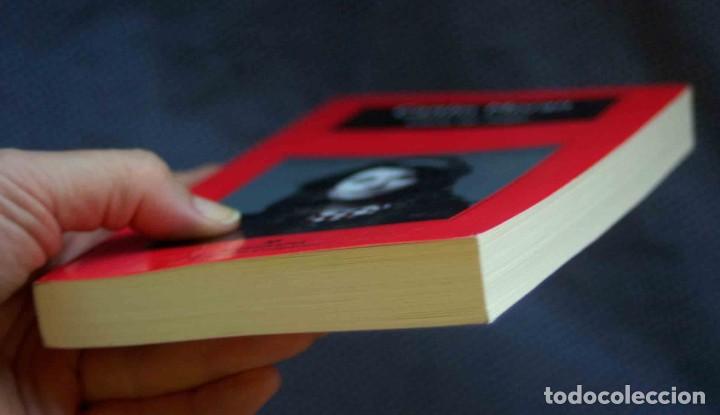 Libros de segunda mano: COMO SER MUJER - CAITLIN MORAN - COMPACTOS ANAGRAMA-ED. 2019 - Foto 2