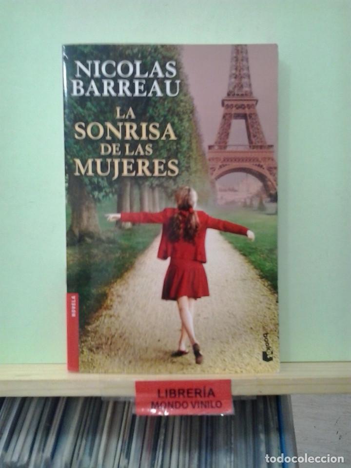 Libros de segunda mano: LMV - La sonrisa de las mujeres. Nicolas Barreau - Foto 1
