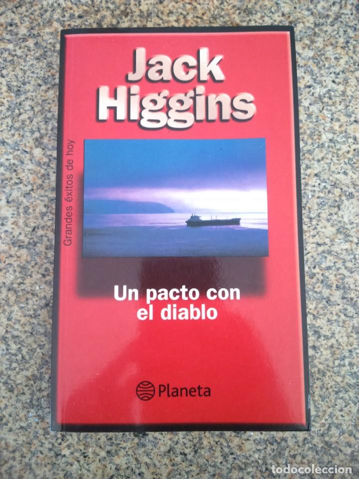 Libros de segunda mano: UN PACTO CON EL DIABLO -- JACK HIGGINS -- PLANETA 2001 -- - Foto 1
