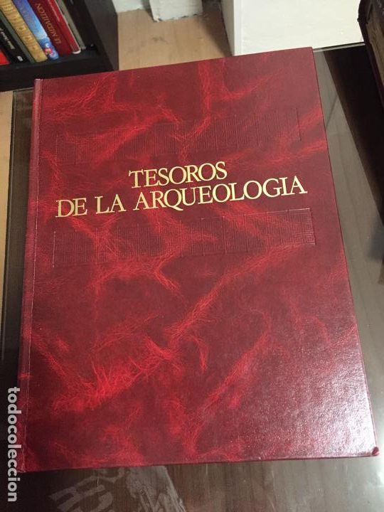 Libros de segunda mano: TESOROS DE LA ARQUEOLOGIA, Salvat - Foto 1