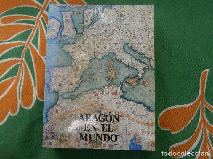 Libros de segunda mano: ARAGON EN EL MUNDO - Foto 1